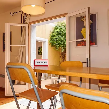 Holiday home Stunning In With Kitchen